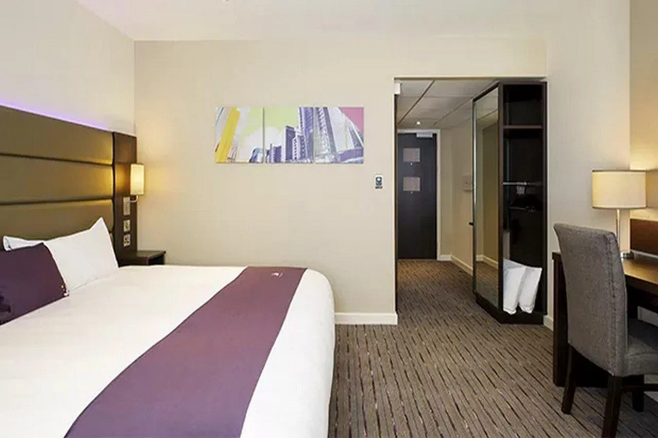 Premier Inn Manchester Cheadle